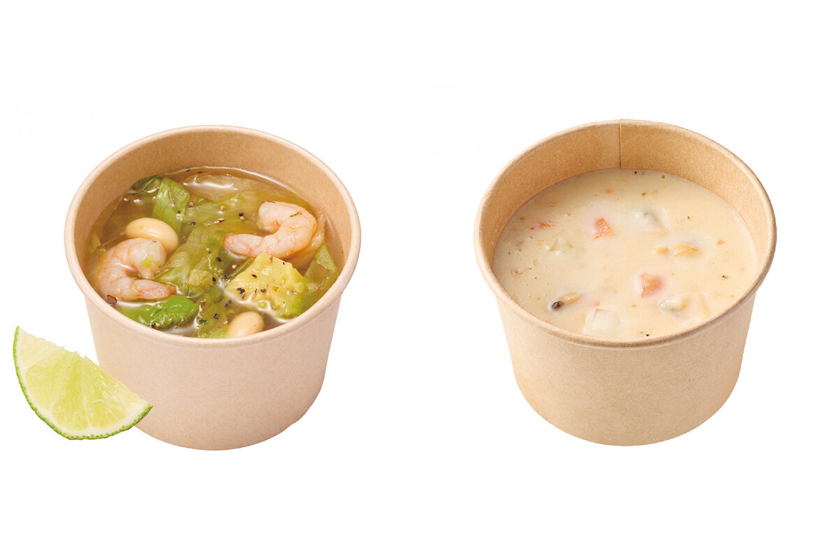 期間限定の新商品「トリコスープ」（左）と冬の定番「クラムチャウダー」（各380円・税込）