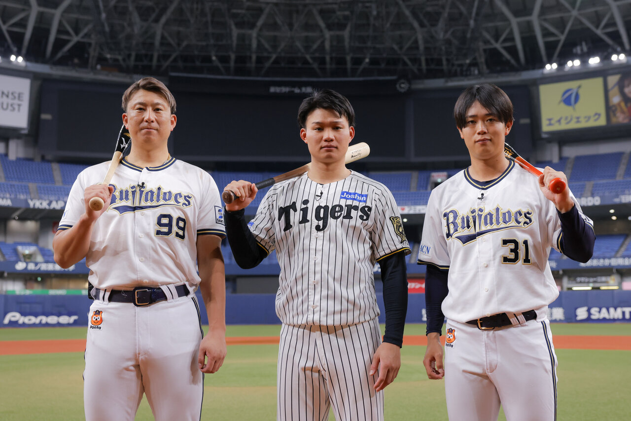 左から）杉本裕太郎選手、森下翔太選手、太田椋選手