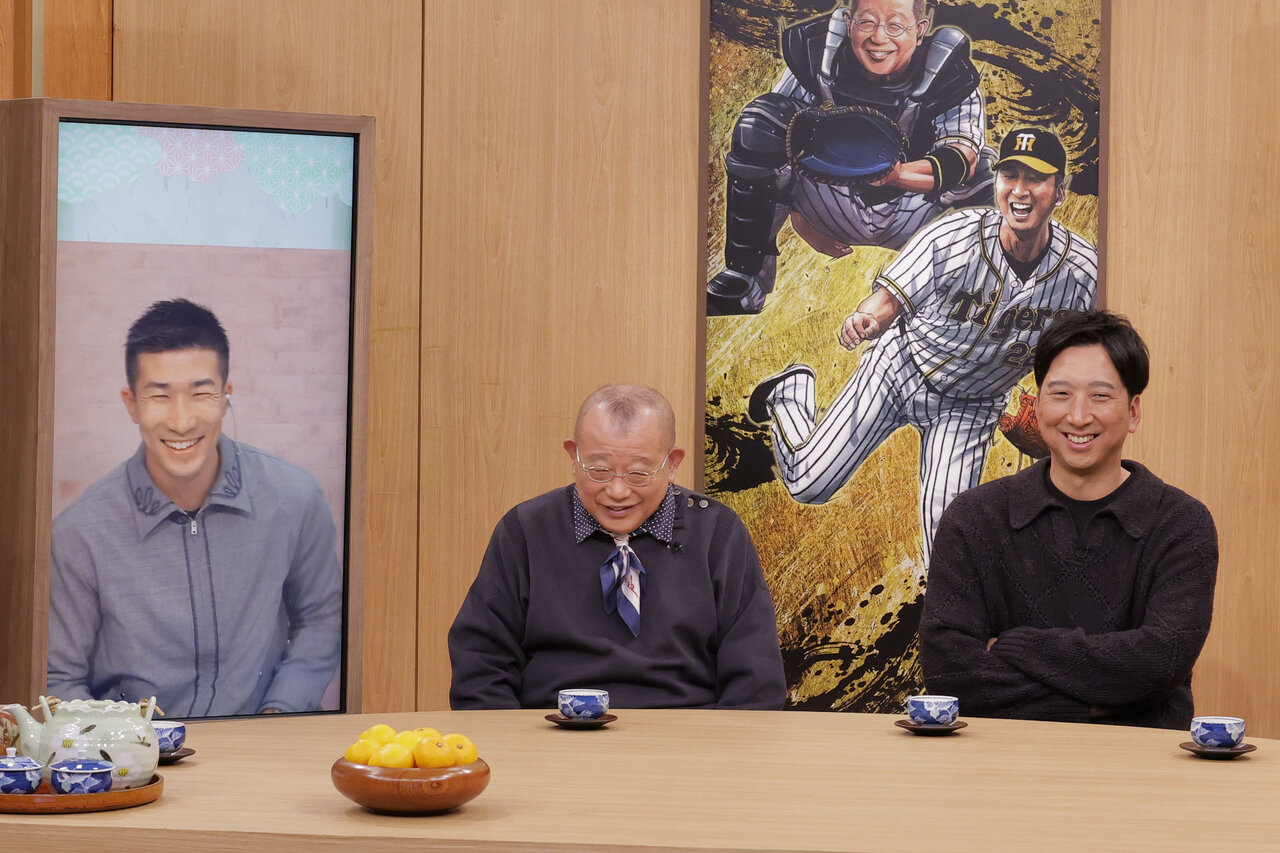 左から）桐生祥秀、笑福亭鶴瓶、藤川球児