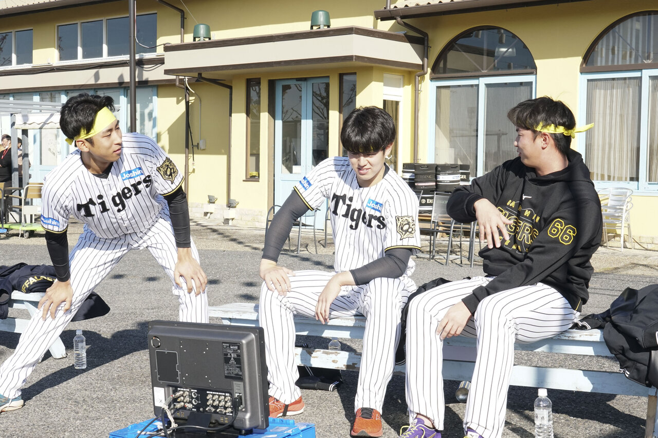 阪神タイガースチーム（茨木秀俊選手、石黒佑弥選手、津田淳哉選手）