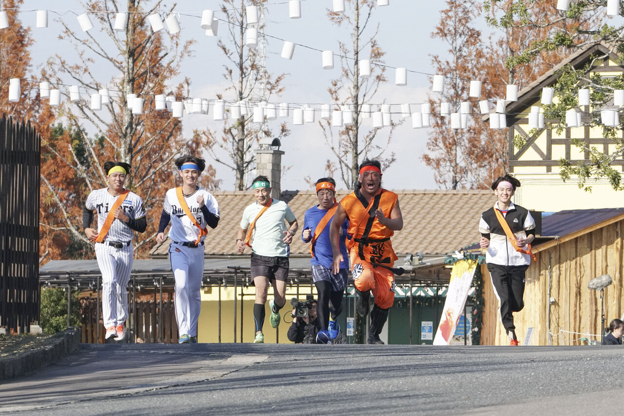 工藤泰成投手（阪神タイガース）、寺西成騎投手（オリックス・バファローズ）、森脇健児、ちゃらんぽらん冨好、Ben-k（ドラゴンゲート）、嵜本孝太朗（Boys be）