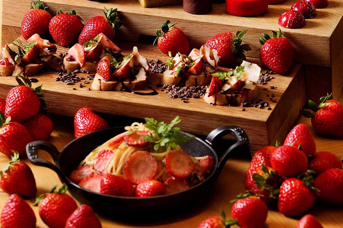 セイボリーではいちごとの意外な相性を堪能できる「JWマリオット・ホテル奈良」のアフタヌーンブッフェ