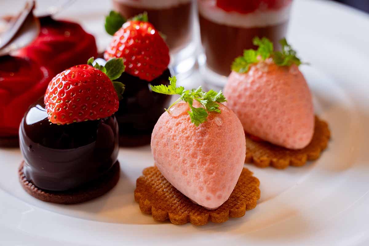 フランス語で「いちご」を意味する見た目はまるで「いちご」なスイーツ「フレーズ」