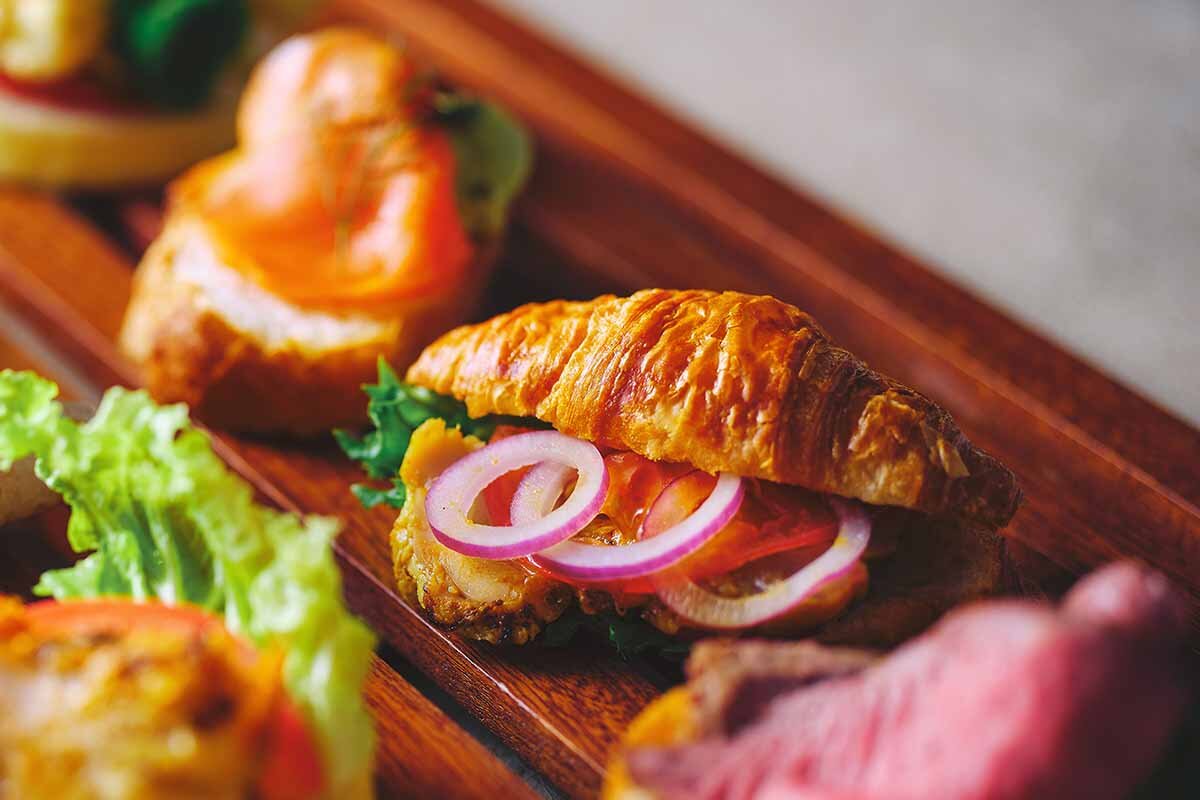 自分でマイサンドを作れるのも楽しみのひとつ