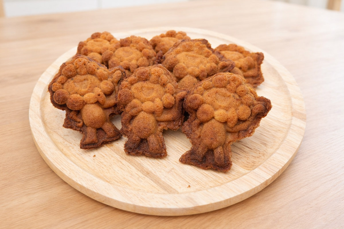 「らぽっぽミャクミャク焼きぼーろ（プレーン）」（2,376円・税込）