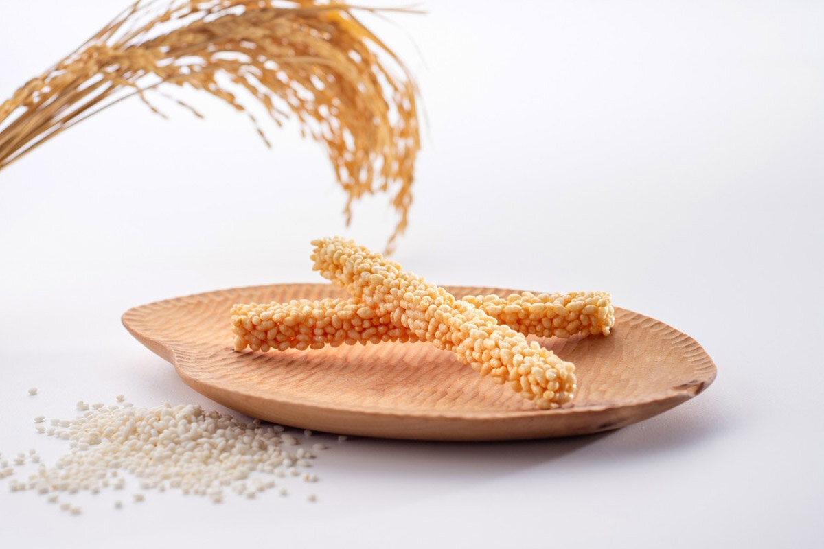 「五十鈴茶屋」の新商品、米菓「饌　お米のせんべい」（5本入1,000円・税込）