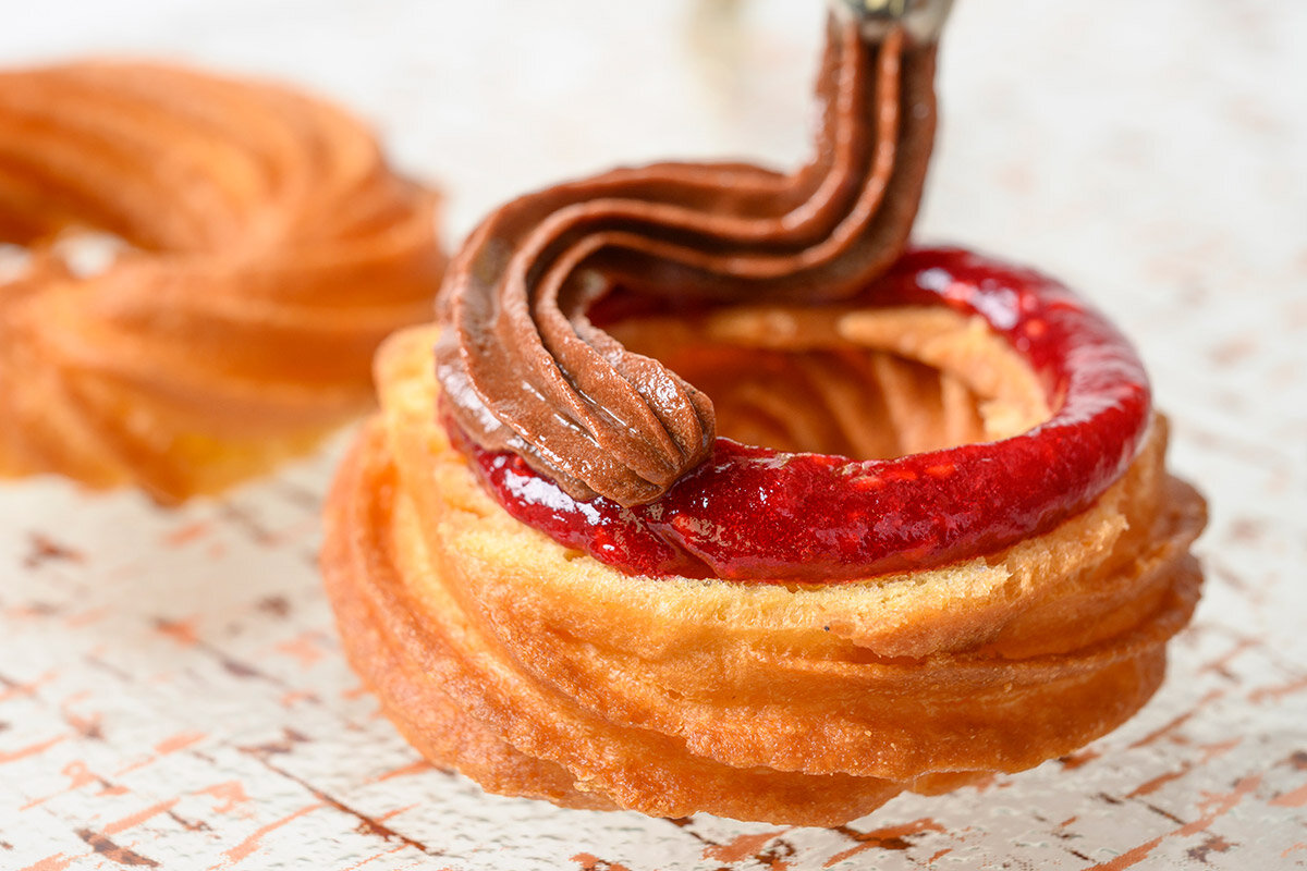 人気洋菓子店「アトリエうかい」が手がける、ブランド初のドーナツ