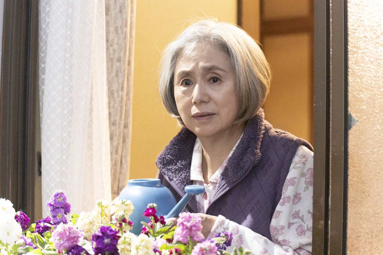 朝比いずみ（朝加真由美）