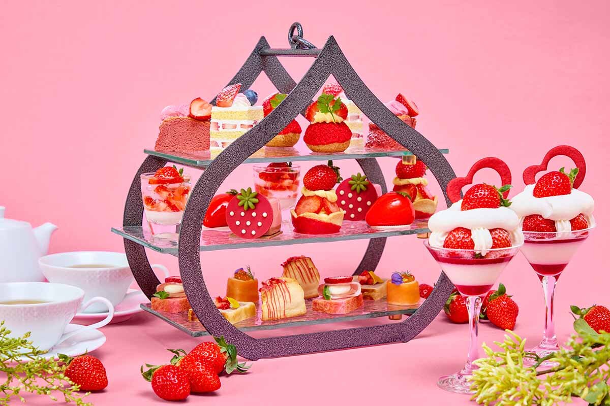 リーガロイヤルホテル大阪 ヴィニェット コレクション「メインラウンジ」の「いちごアフタヌーンティー ～春のいちごパレード！～」