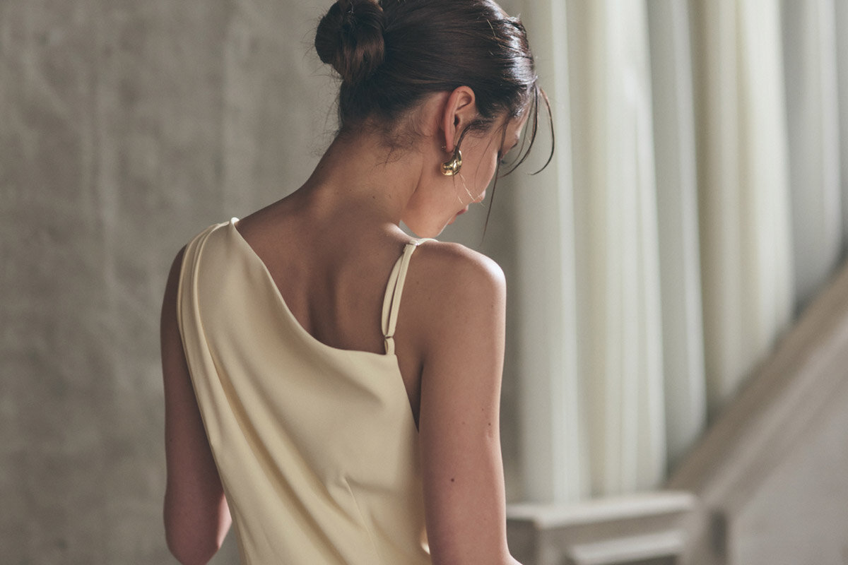 「今、着こなしたい」を叶えるレディスブランド「キノ ザ ケイ」（関西初出店）