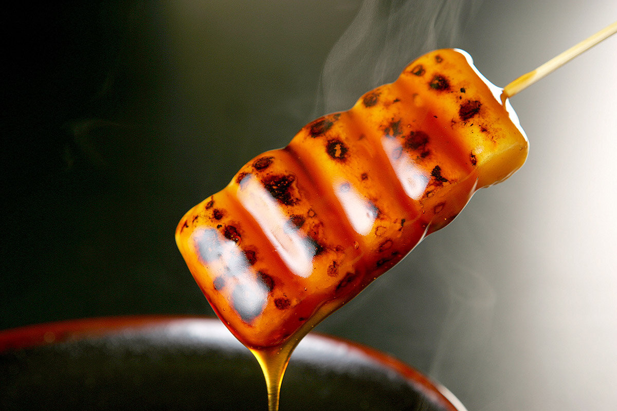 人気の「みたらし団子」がイートインスペースで楽しめる「喜八洲総本舗」　