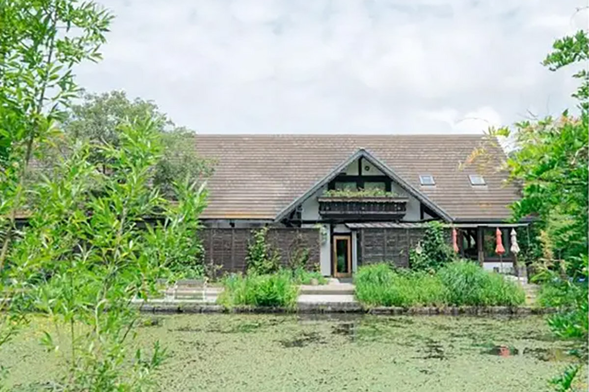 オルゴール博物館「ROKKO森の音ミュージアム」内の「SIKIガーデン～音の散策路～」