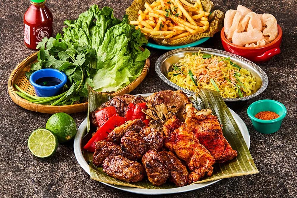 牛・豚・鶏の3種のお肉がセットになった「カジュアルBBQコース」（4,500円）