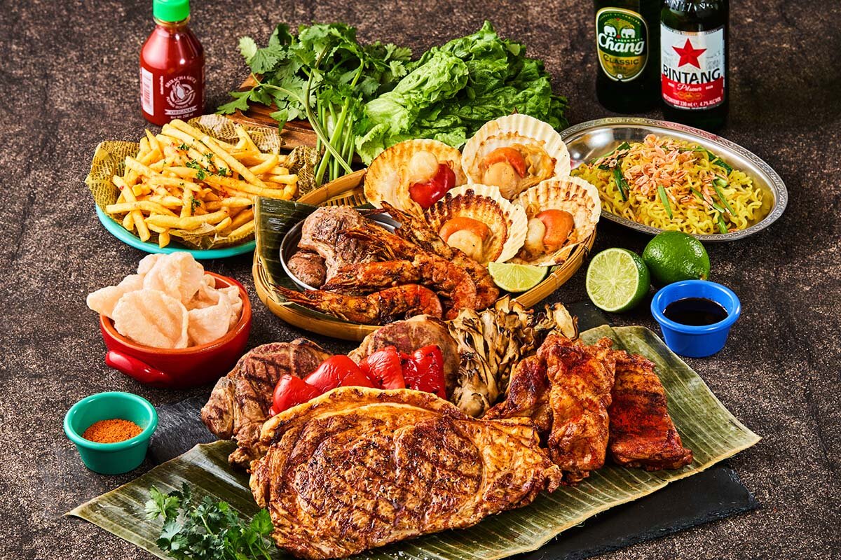 贅沢なメニューが揃う「プレミアムBBQコース」（6,500円）