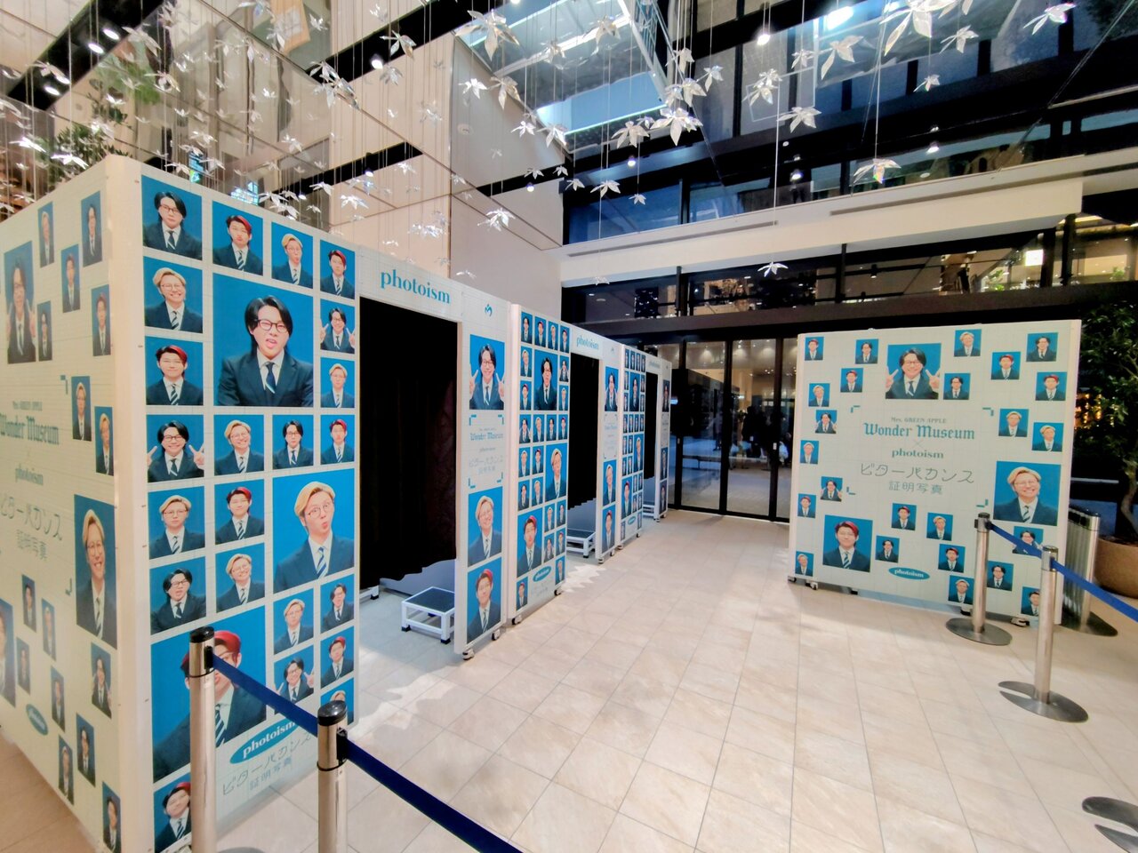 スペシャルフォトブースで楽しい写真も撮れる（大阪市北区、３月１日）