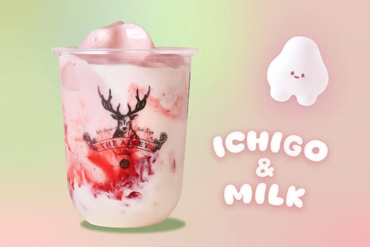 デザートのような満足感、THE ALLEYの春限定「MOCHI 苺ミルクスムージー」（800円・税込）