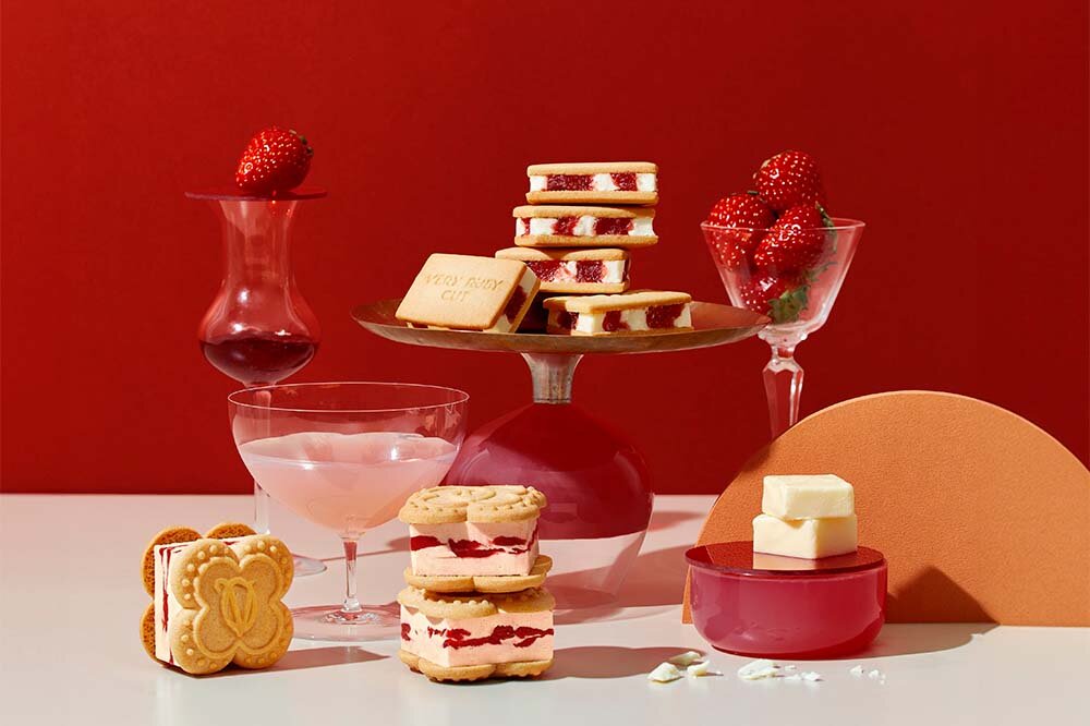 いちごスイーツ専門店「VERY RUBY CUT」の「いちごダブルサンド」や「いちごバターサンド〈ダブル苺〉」など春の商品