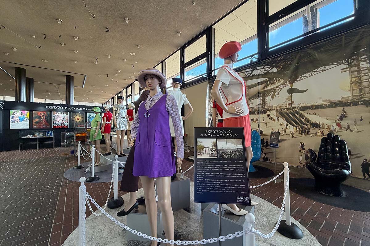 会場には当時のユニフォームやグッズの数々も展示（撮影2026年3月16日）