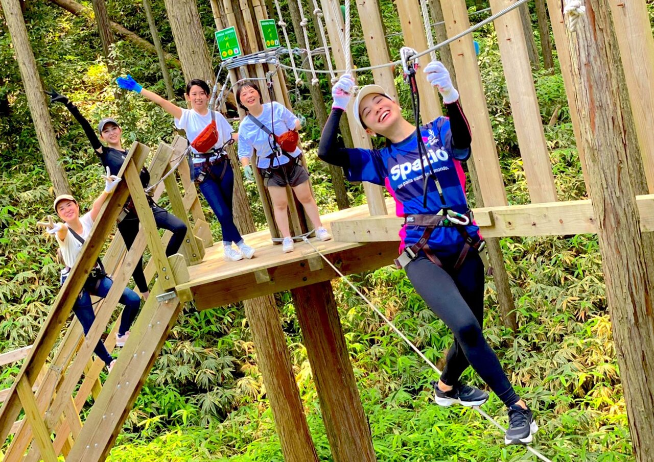 大人も自然とアスレチックを存分に堪能できる（フォレストアドベンチャー・栗東・滋賀県栗東市）