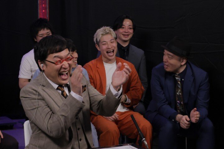 お客さんが笑ったかを判定するAIツール「Smiral」