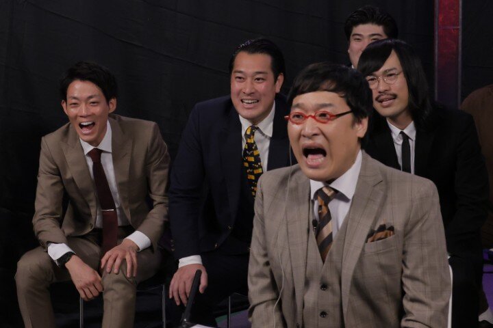 お客さんが笑ったかを判定するAIツール「Smiral」