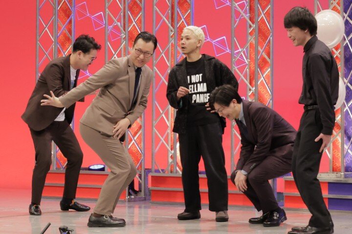 左から）隣人 橋本市民球場、崋山 にこらす、デルマパンゲ 迫田篤、cacao 浦田スターク、cacao 高橋