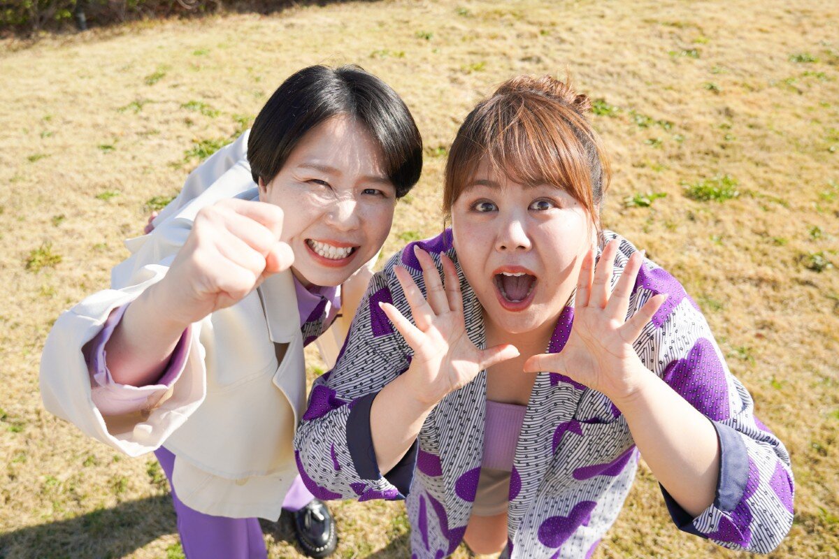 左から）天才ピアニスト 竹内知咲、ますみ