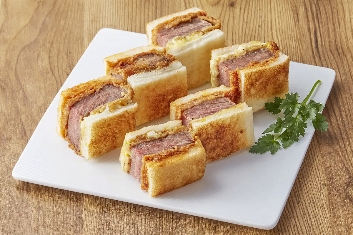 注文を受けてから作る、サンドイッチパーラーの「黒毛和牛のビーフヘレカツ サンドイッチ」（高島屋大阪店限定、5,400円・税込）