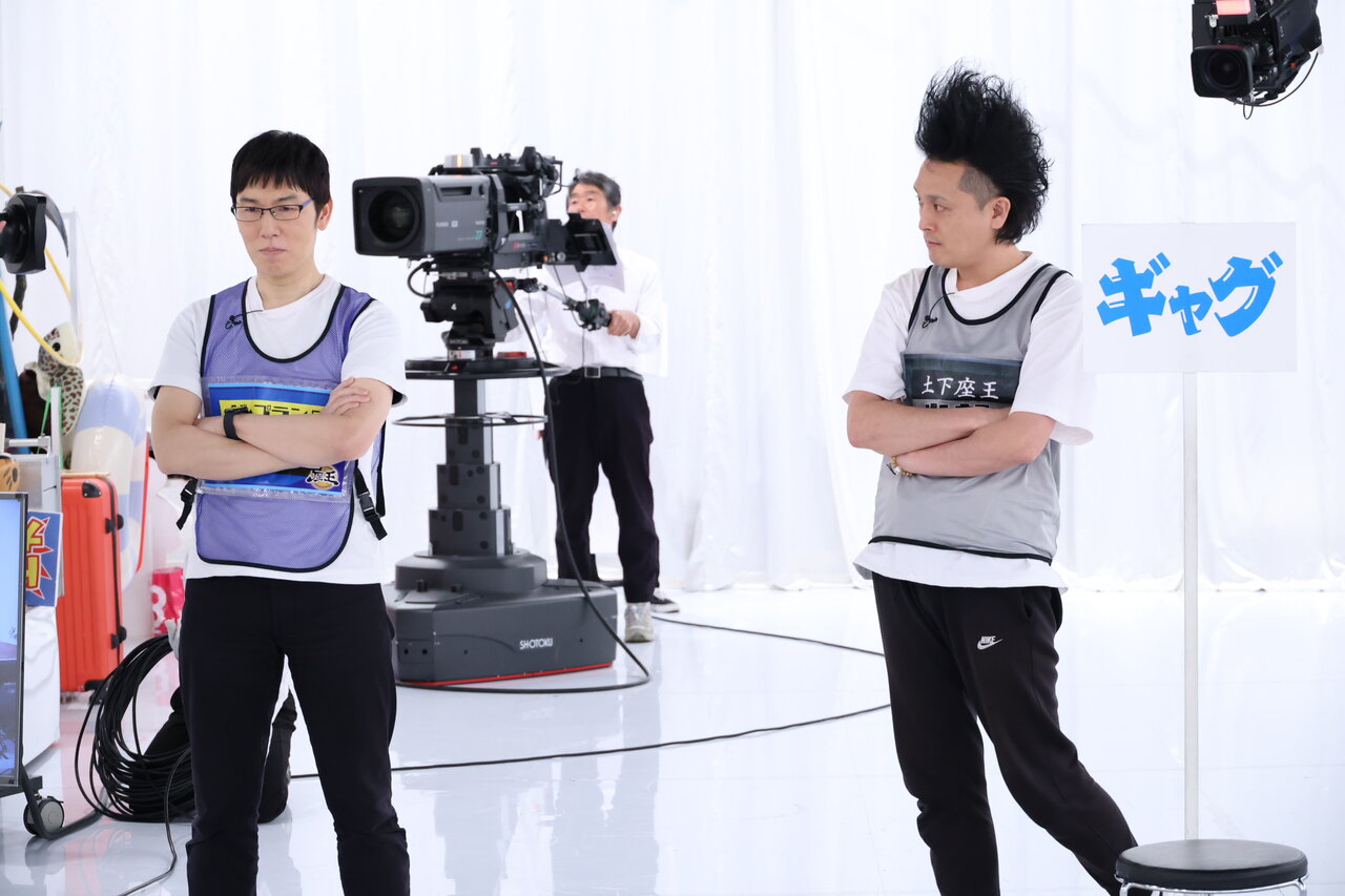 左から）ザ・プラン９ 浅越ゴエ、ミサイルマン 岩部