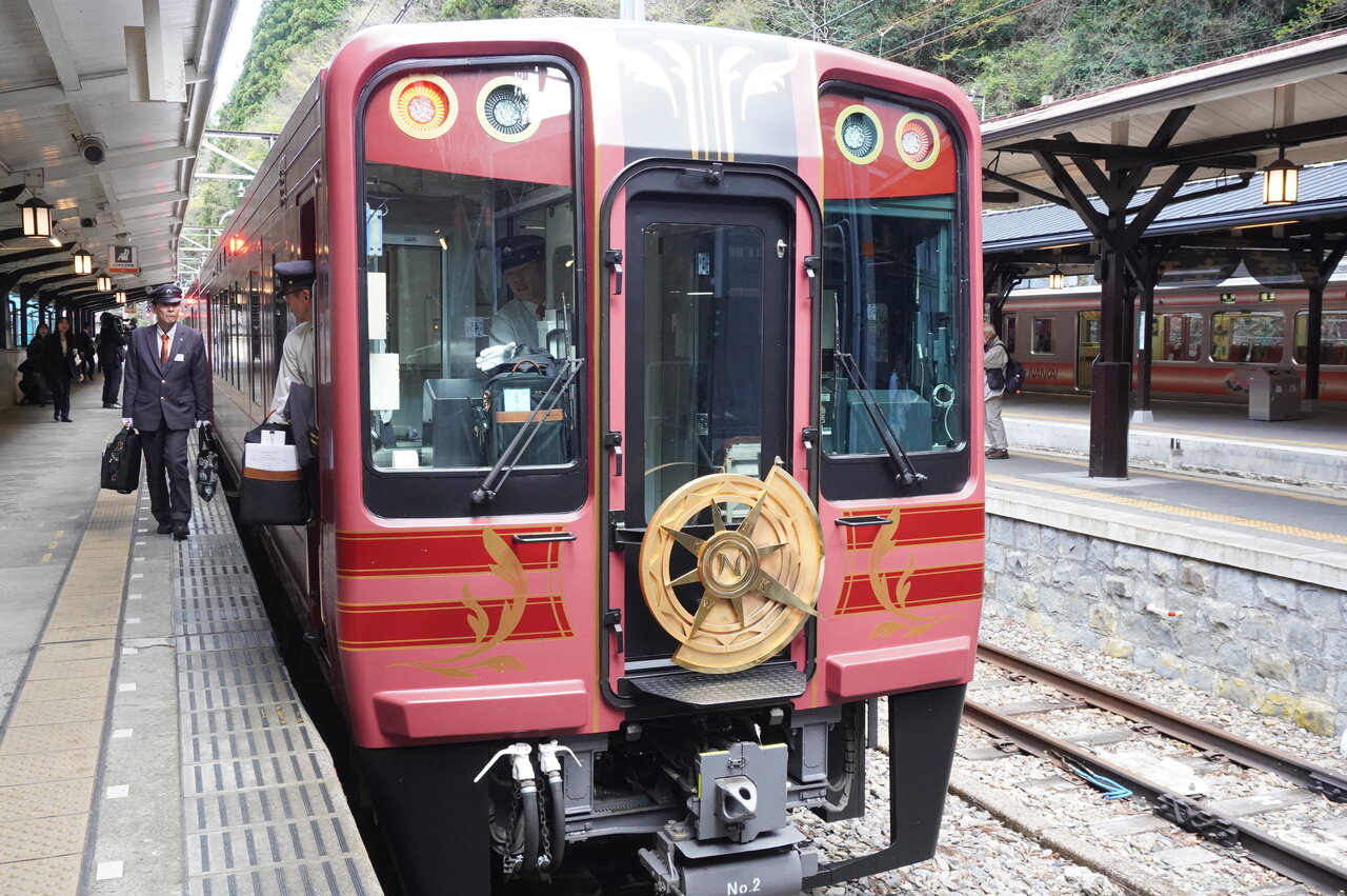 南海電鉄の新観光列車「GRAN 天空」（2026年4月）