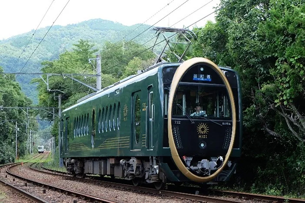 叡山電鉄「ひえい」