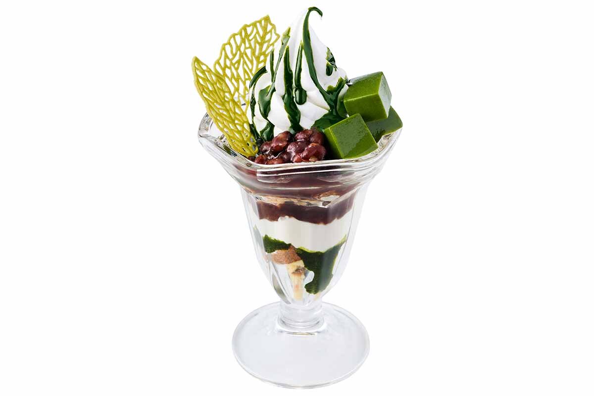 「サンマルク」で販売される「濃密抹茶パフェ」（850円）