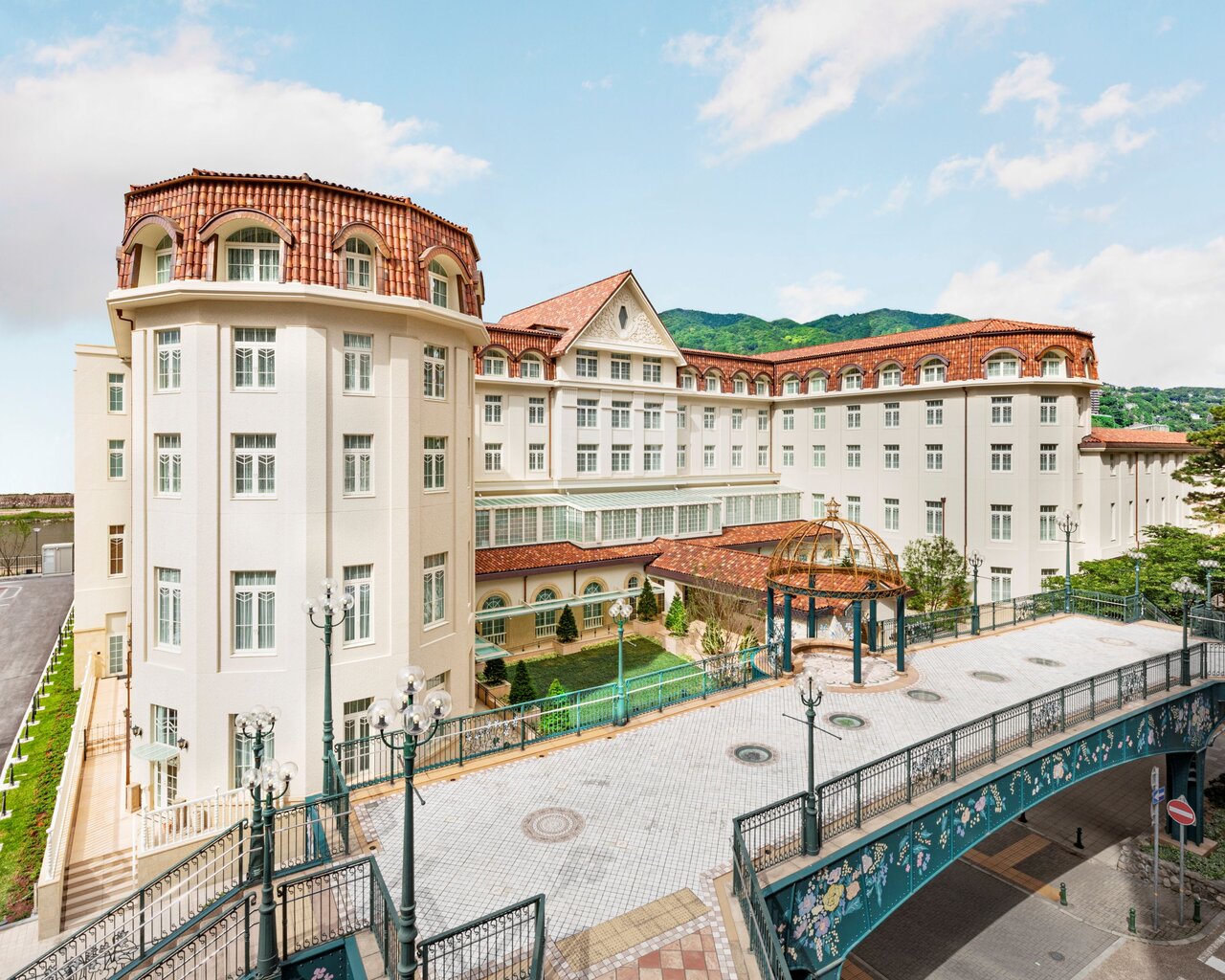 5月14日に開業100周年を迎える宝塚ホテル