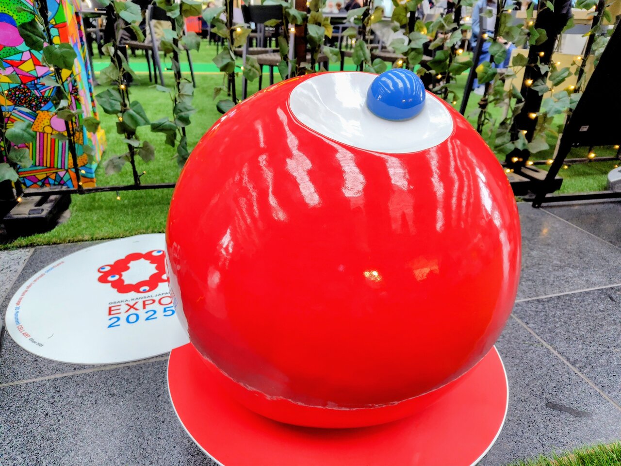 重さ41キロもある「CELL ART」（４月29日、大阪市北区）