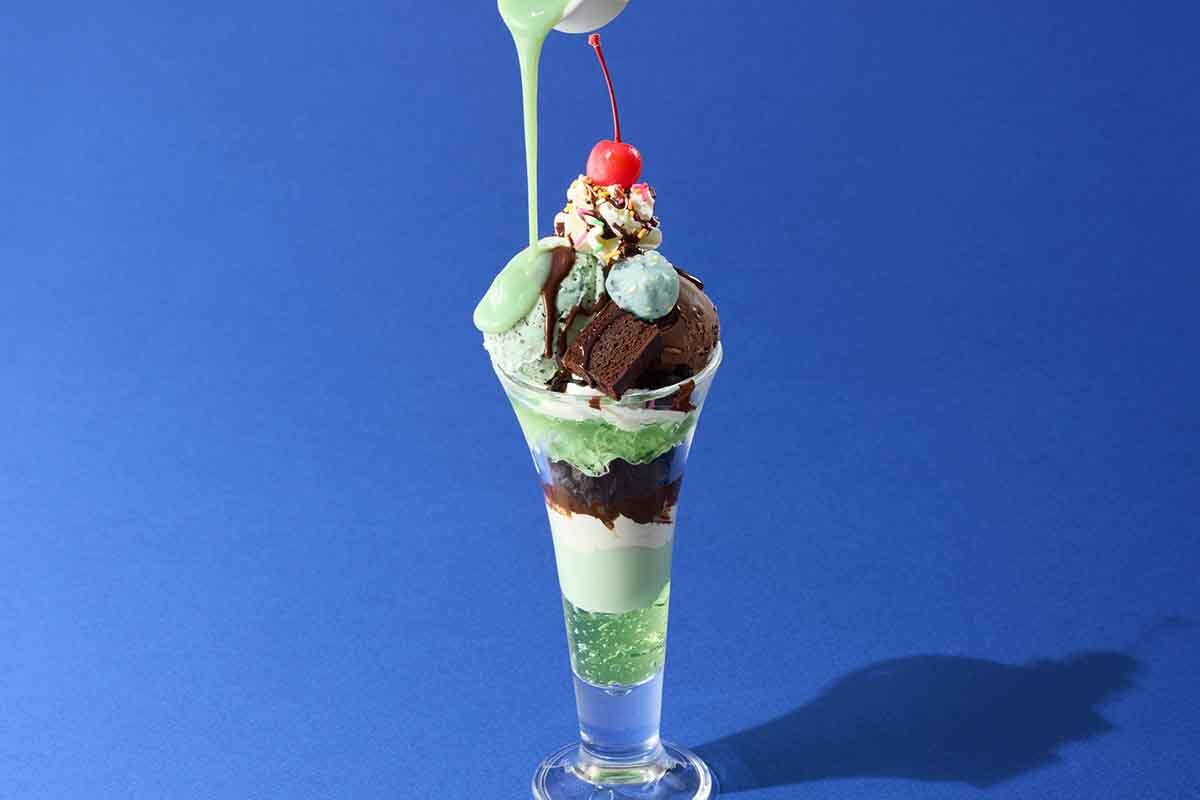 「チョコミン党パフェ」（1,199円）