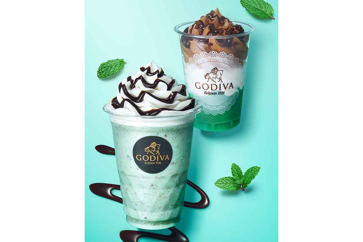 左から「チョコレートミント ショコリキサー」、「チョコレートミント ソフトクリーム」 