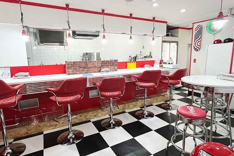 「今屋のハンバーガー大阪1号店」の内観イメージ