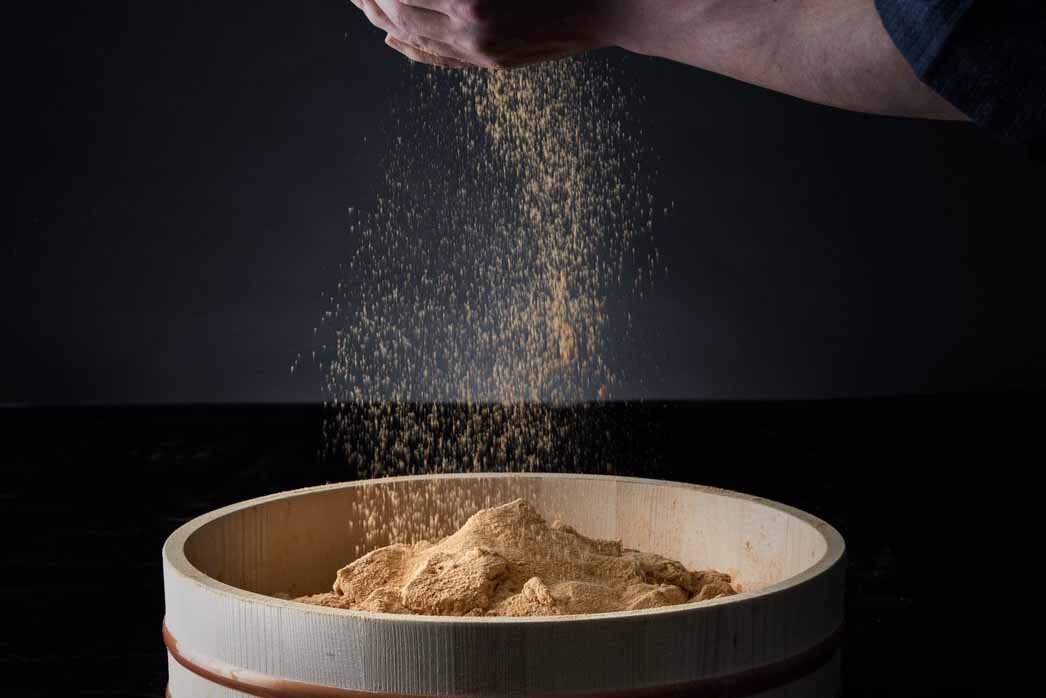 国産の本わらび粉、きな粉を使用するわらび餅