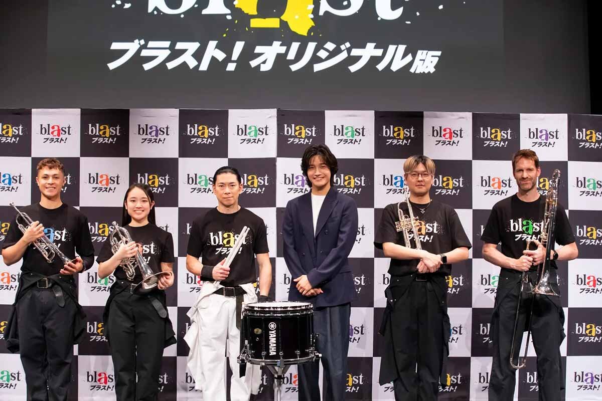 左から発表会に登壇した「blast ブラスト！」キャストのジェリエル・ヴァスケス、渋田華暖、石川直、スペシャルサポーターの佐野晶哉（Aぇ! group）、米所裕夢、テオ・ガスリー