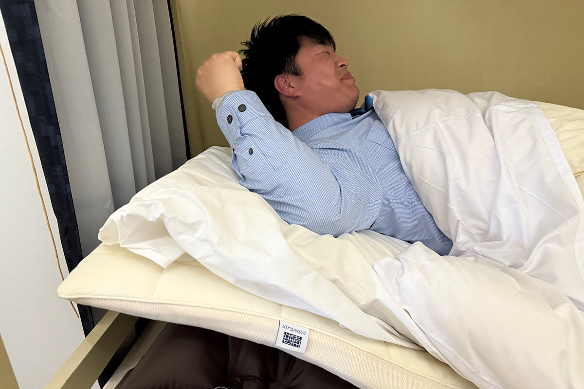 寝坊が許されない駅員さん御用達の「自動起床装置」で起床（イメージ）