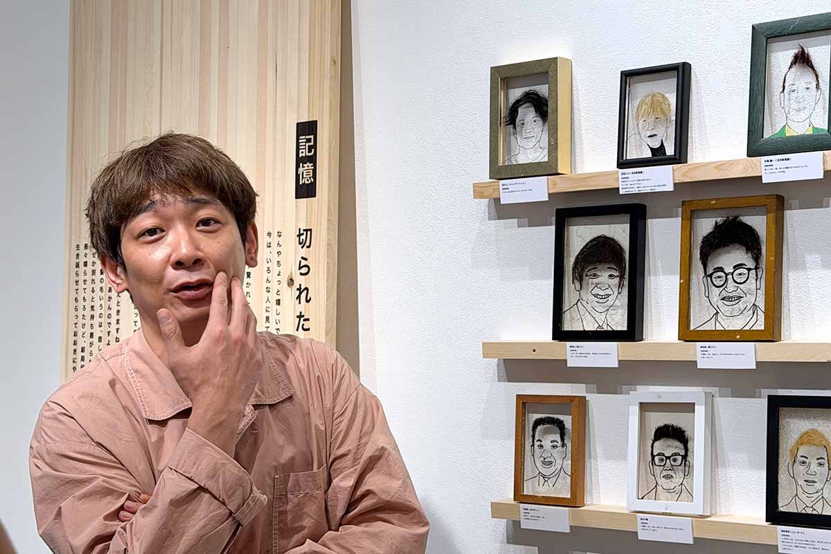 「特徴的なヘアスタイルのなかでもレディー・ガガの毛が欲しい」と話す銀シャリ・鰻（大阪市中央区、2026年6月8日）