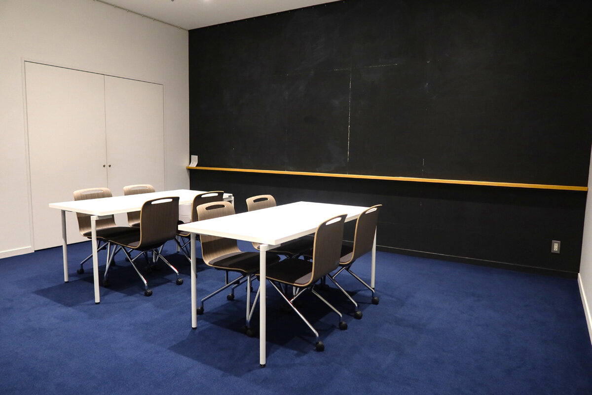 さまざまな利用の仕方ができる生涯学習フロア／「守口市立図書館」（大阪府守口市）