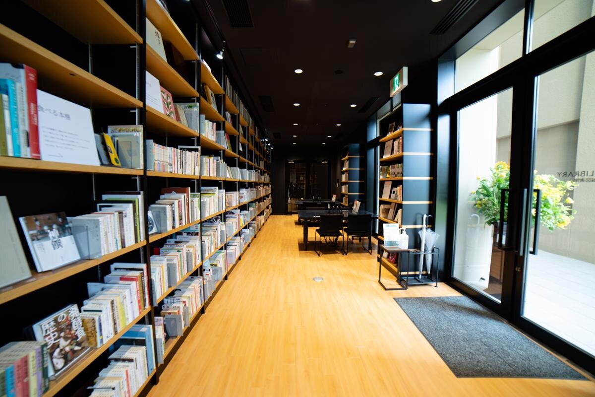 本館の様子「立誠図書館」（京都市中京区）写真提供：文まち