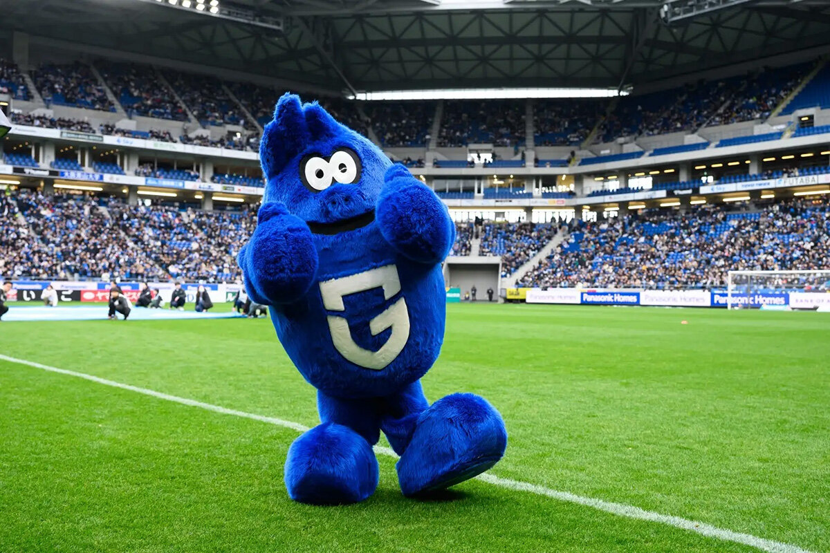 ガンバ大阪のオフィシャルマスコット「モフレム（MOFLEM）」©GAMBAOSAKA
