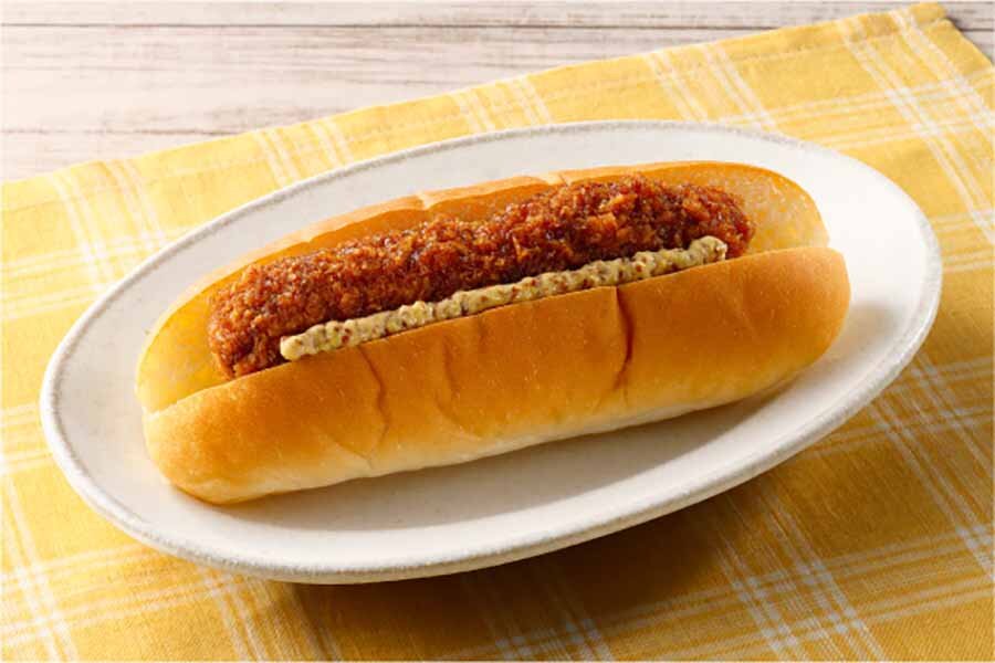 「ウインナーカツロール（大黒フルーツソース使用）」（205円）