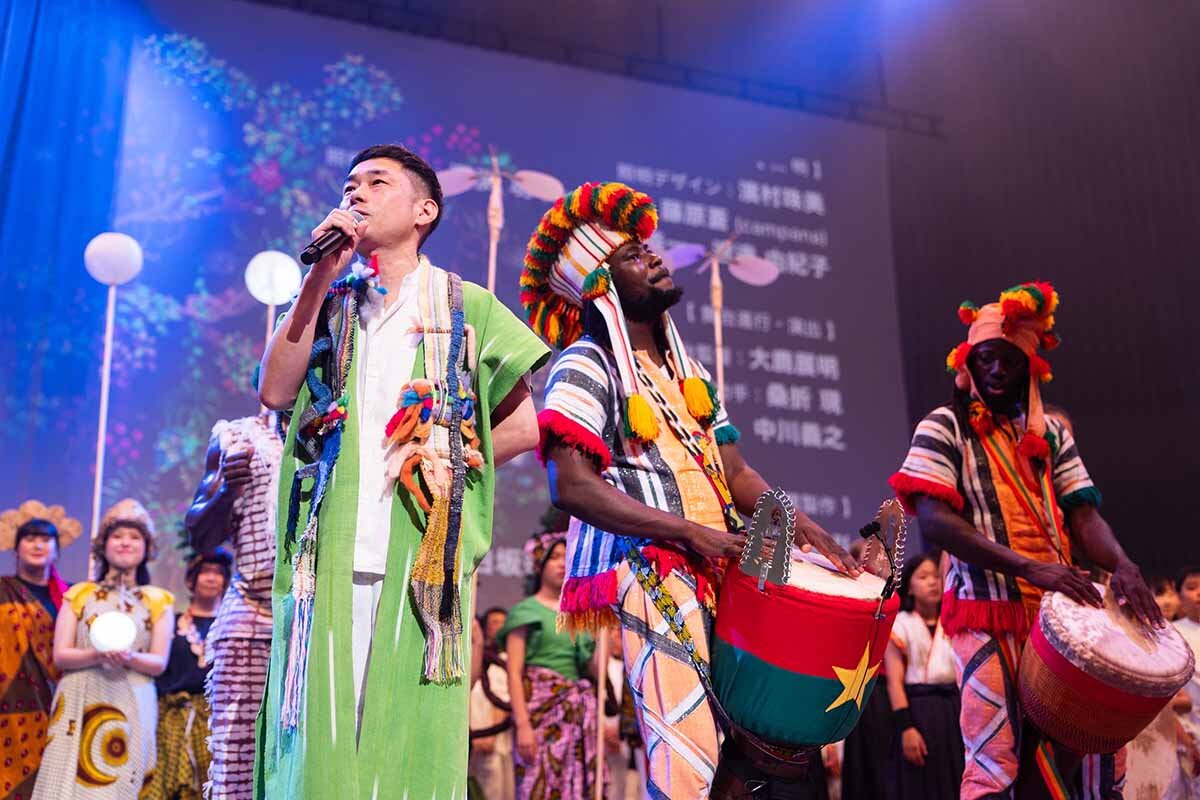 2025年9月に大阪・関西万博「EXPOホール　シャインハット」で上演された奥河内音絵巻公演の様子