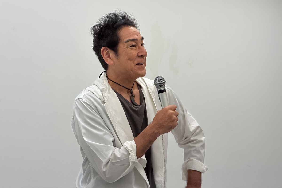 学生時代に鬼塚に出会っていたら「受け止めてほしい」と話した宇梶剛士（2026年8月・大阪市内）