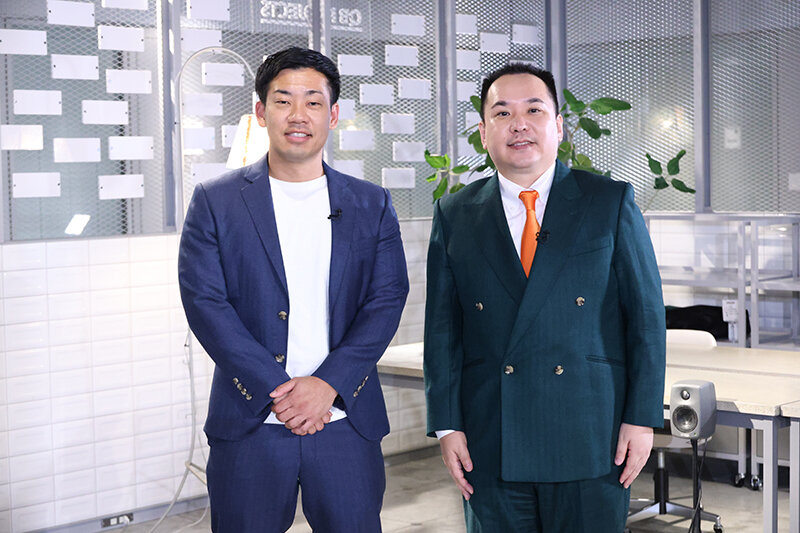 写真）ミルクボーイ（駒場孝、内海崇）