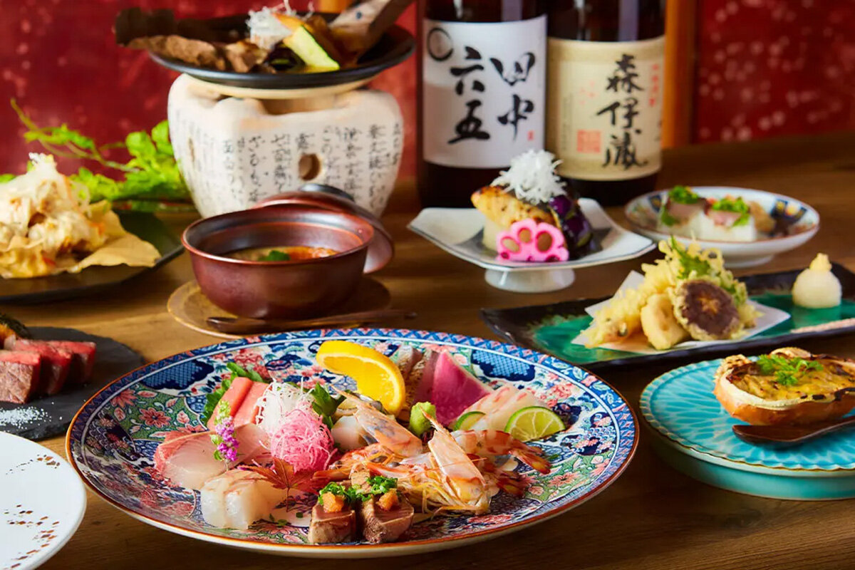 宴会プランは3種、すべて飲み放題付き（5,500円〜7,500円）