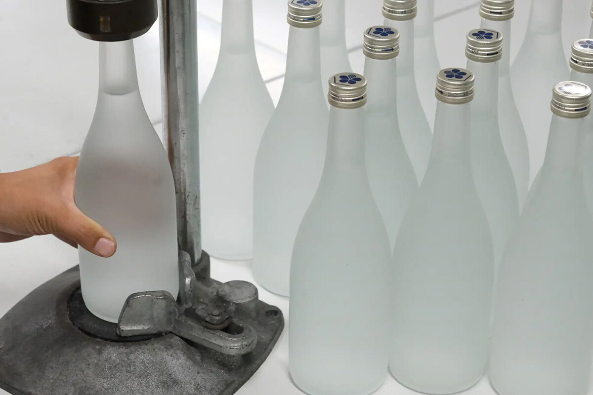 今回の蔵開きのために特別に醸したという限定酒「純米吟醸 生酒（720ml）」